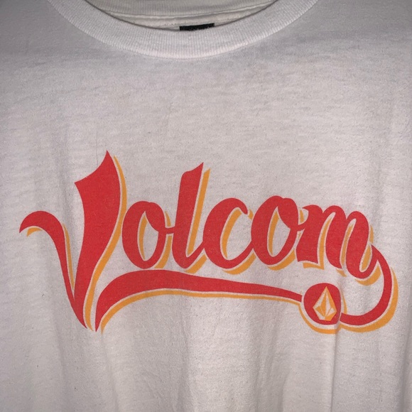 volcom tee shirt - Picture 2 of 3